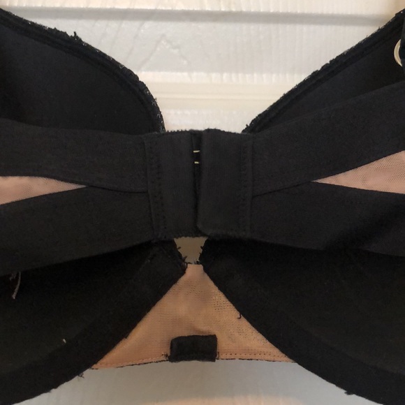 Victoria’s Secret Very Sexy Push-Up Bra - Picture 5 of 6
